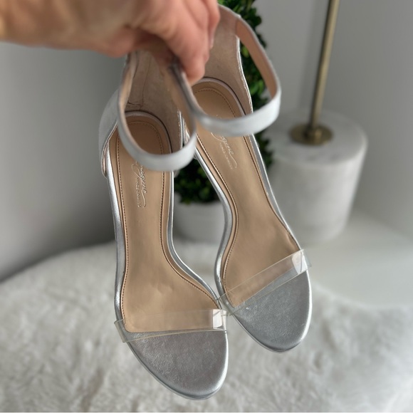 Vince Camuto ‘Imagine’ Silver Stiletto - Picture 4 of 17